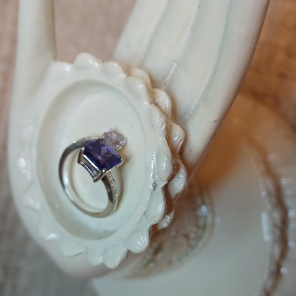 Elegant Purple and Pink Stone Ring - Picture 3 of 7